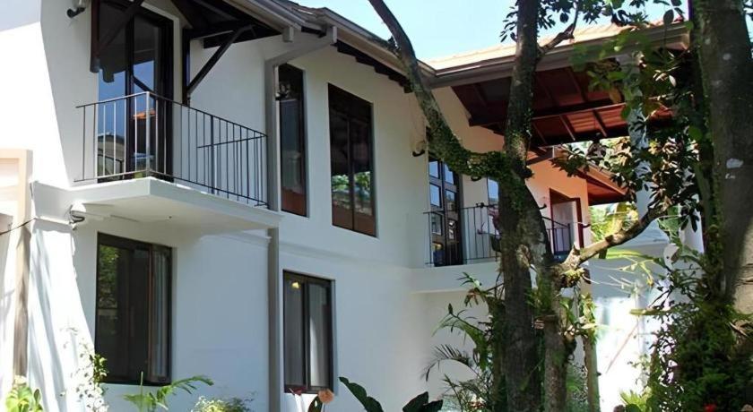 The Mgs Hotel Elpitiya  Exteriör bild