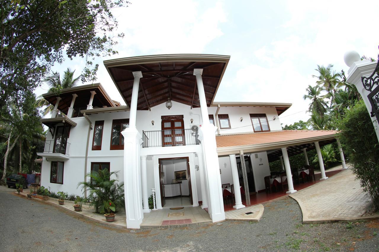 The Mgs Hotel Elpitiya  Exteriör bild